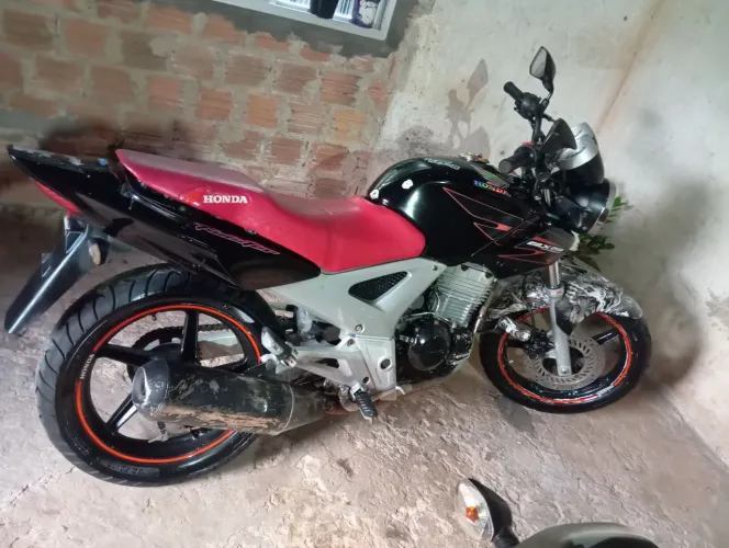 CB Twister 