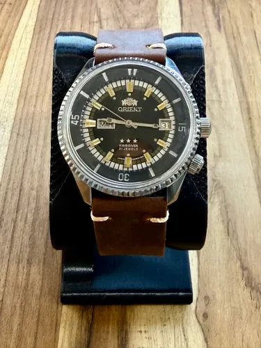 Relógio Orient Day Date Pulseira de Couro - 1972