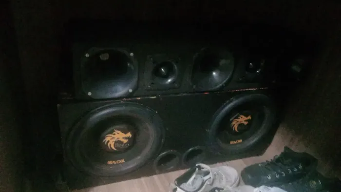 Vende se som automotivo 