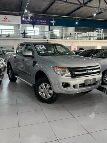 Ford Ranger XLS 2.5 16V 4X2 CD Flex 2013