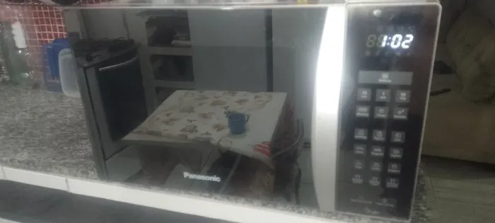 Microondas de 31 litros de 450 por 350