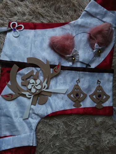 Cosplay completo Genshin Impact. - Yae miko.