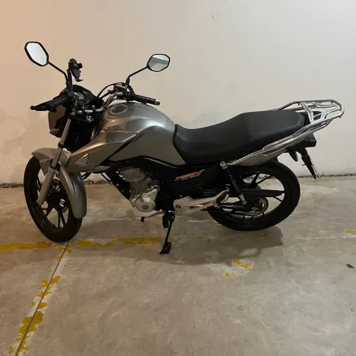 Honda CG 160 Fan 2023 | 12.600 km | Entrada R$ 6.900