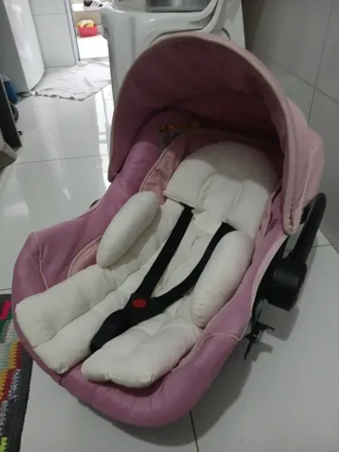 Bebê Conforto + Cadeirinha de Segurança Rosa 