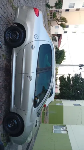 Peugeot 207 Sedan Passion XR 1.4 Flex 8V 4P 2013