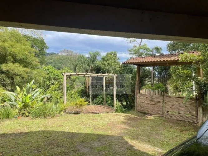 Chácara à Venda em São Francisco Xavier Bairro Santa Bárbara