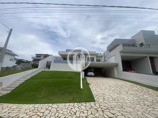 Casa a venda com 3 suítes sendo 1 máster - Condomínio Santa Isabel - Louveira/SP