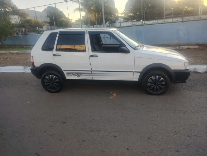 Fiat Uno Mille 1.0 Fire/ F.flex/ Economy 4P 2005