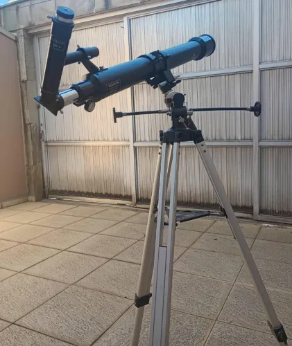 Telescópio Refrator Greika F90070EQ Equatorial