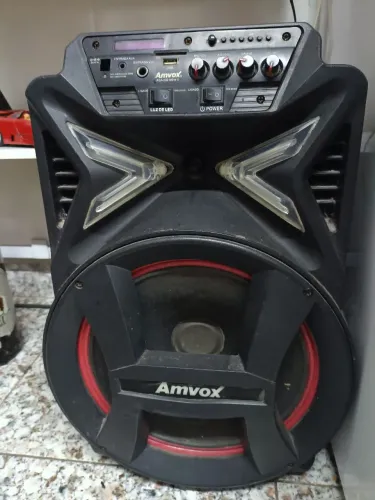 Caixa amavox