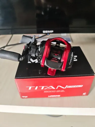 Carretilha Titan pro 12000 