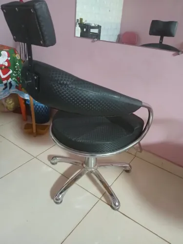CADEIRA SALÃO DE BELEZA CABELEREIRA