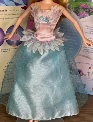 Vestido de Boneca Barbie 