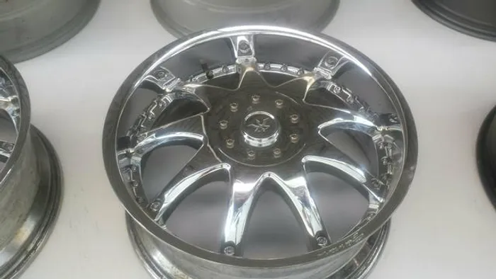 Roda aro 20 Palitada com Borda Cromada Chevrolet Blazer 6X139 