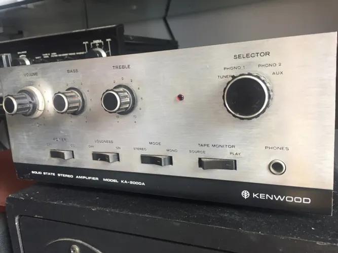 Amplificador Kenwood KA2000