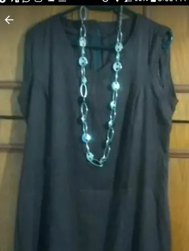  Sandalia e Roupas femininas