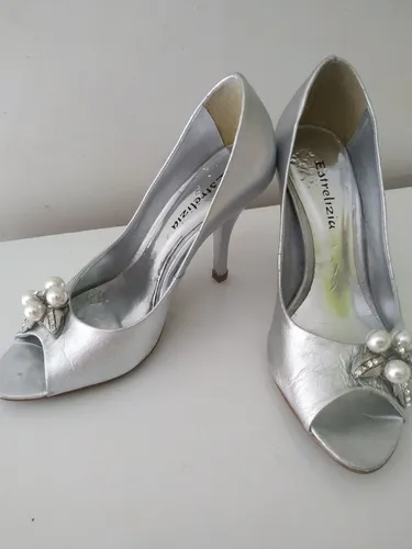 Sapato feminino Prata