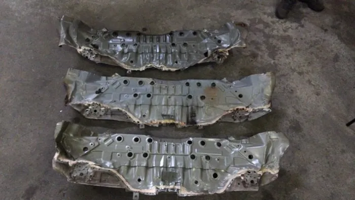 Painel traseiro usado Honda new Fit e city 09/14