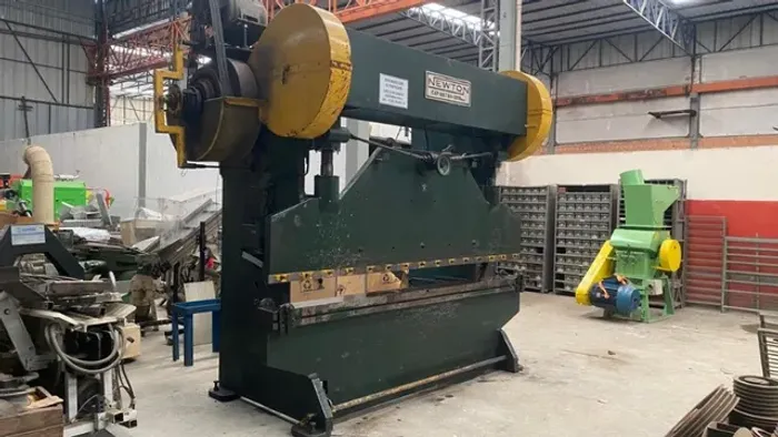 Dobradeira viradeira mecânica- 100ton