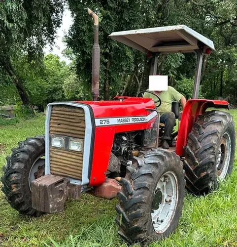Trator Massey Ferguson 275 