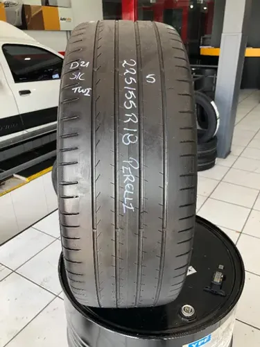 Pneu 225/55R18 Pirelli Scorpion 98H (modelo novo / usado)