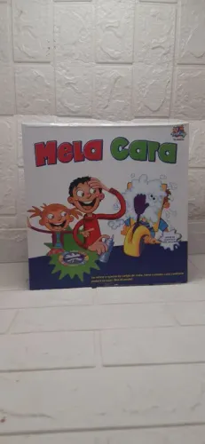 Jogo de tabuleiro Mela Cara - Diversão garantida!