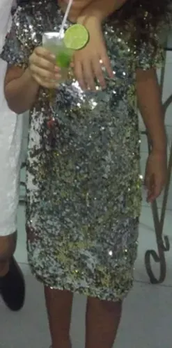 Vestido com lantejoulas