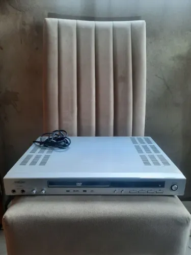 Dvd e karaoke Britânia BSI 10000