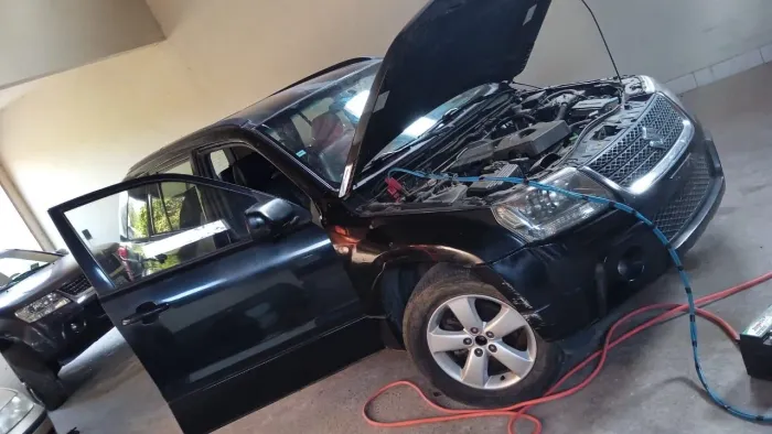 Suzuki Grand Vitara 2.0 4x2 Aut. 2010 - Sucata para retirada de peças 