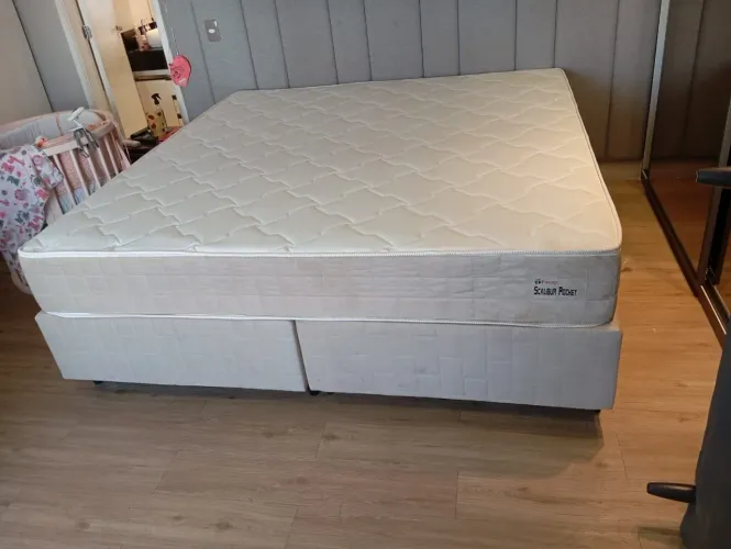 Cama box super king Austrália molas ensacadas