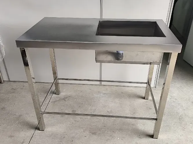 Pia Inox 1,10m com bojo 50x40 e prateleira - Contraventada