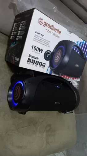 Caixa de Som de ótima qualidade  original Gradiente Intense 100Wrms Bluetooth