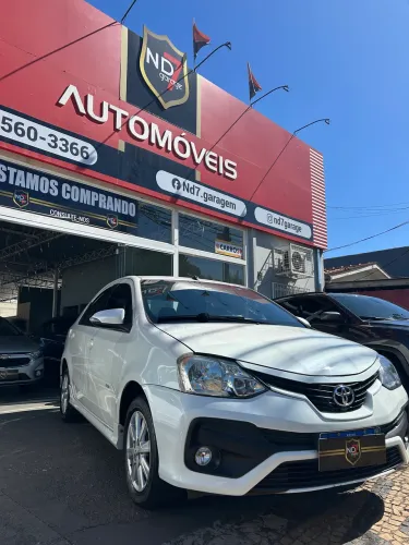 Toyota Etios XLS Sedan 1.5 Flex 16V 4P Aut. 2018