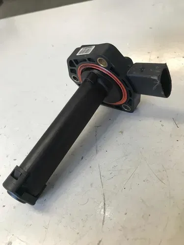 Sensor Nível De Óleo Cárter Bmw 335i 3.0 Bi-turbo 2008  5848