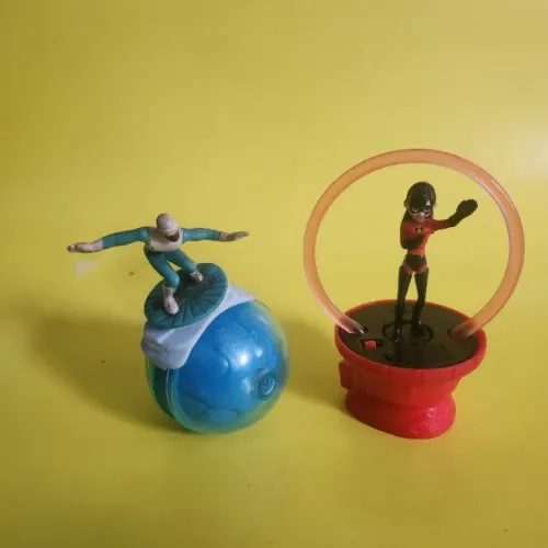 MC DONALD'S - OS INCRÍVEIS (Gelado e Violeta)