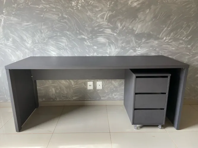 MESA ESCRITÓRIO 1,80m COM GAVETEIRO 3 GAVETAS 100% MDF
