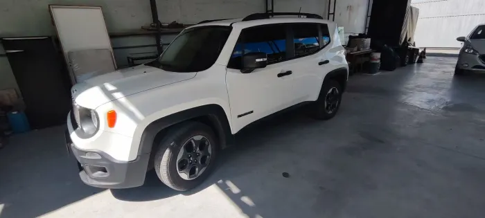 Jeep Renegade Sport 1.8 4X2 Flex 16V Mec. 2016