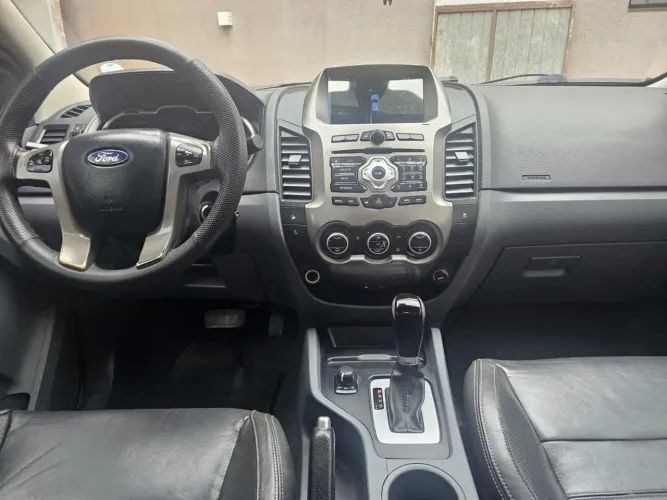 Ford Ranger Limited 3.2 20V 4X4 CD Aut. Dies. 2015