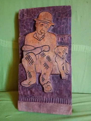 Placa Escultura em Madeira Nobre Artista Mineiro Anos 70 Faço envio todo Brasil 