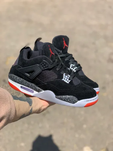 Tênis Jordan 4