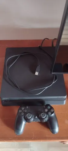 Playstation 4 + Jogos + Brindes