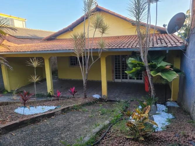 Casa colonial 3 quartos