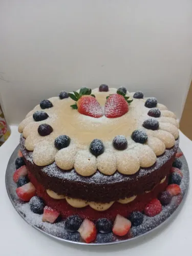 Tortas, bolos, doces e salgados para eventos.