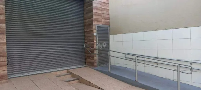 ALUGA-SE IMÓVEL AMPLO 253m² | EXCELENTE LOCALIZAÇÃO