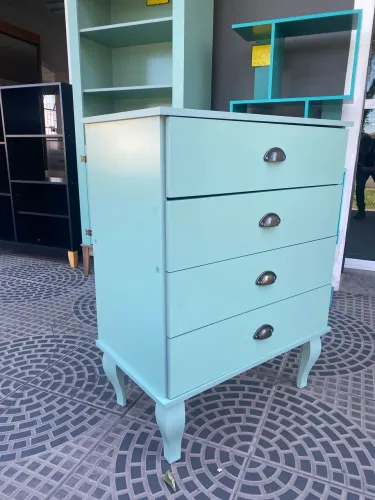 Cômoda Retrô 4 gavetas nova 
