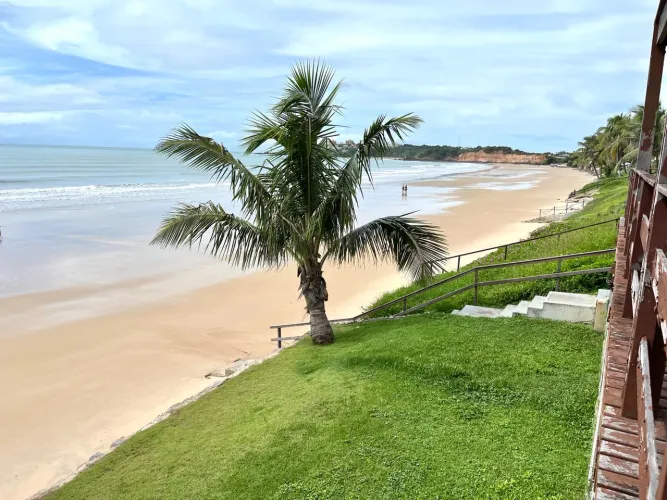 Apartamento de 2 quartos na Praia de Cotovelo 