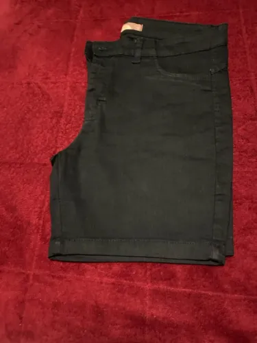 Shorts preto