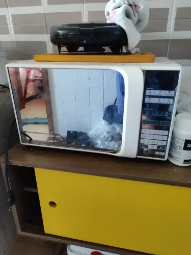 MICROONDAS ESPELHADO