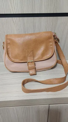 Bolsa Fifi de ombro marrom e rosa