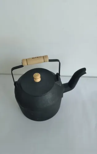 Chaleira De Ferro- 4,4 Litros
